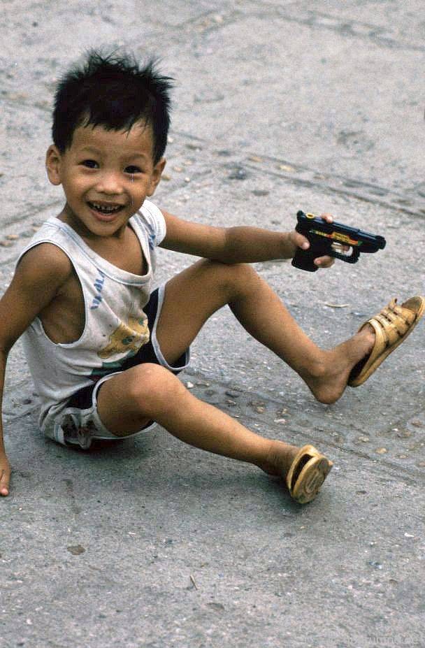 Trẻ em Hà Nội, 1992.
